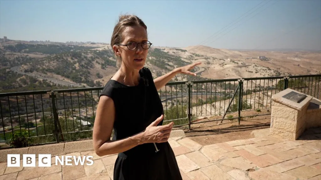 Where is Israel's proposed West Bank settlement the UK opposes?