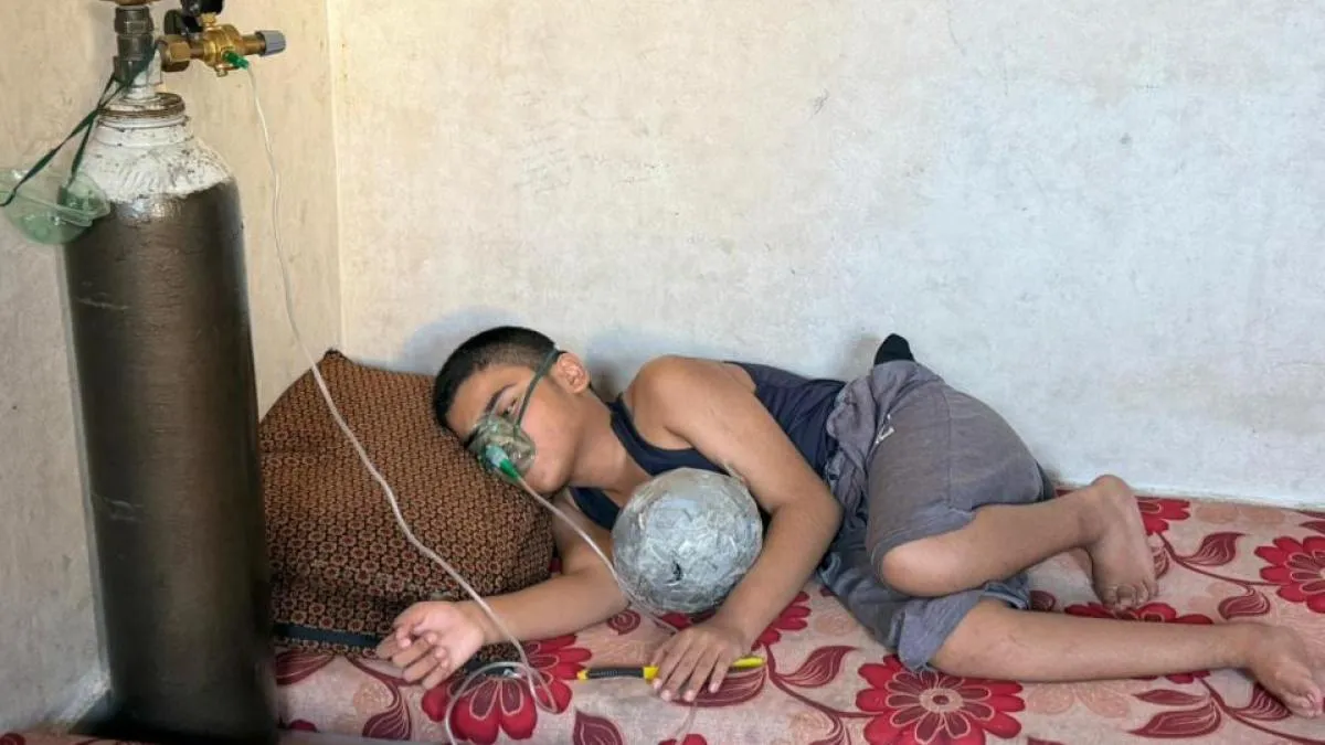Breathing depends on a cylinder: Gaza faces medical oxygen crisis