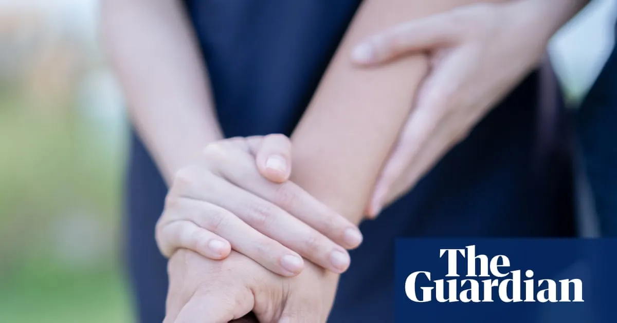 Dementia patients warned off seeking home care in case Australia’s aged care algorithm cuts funding