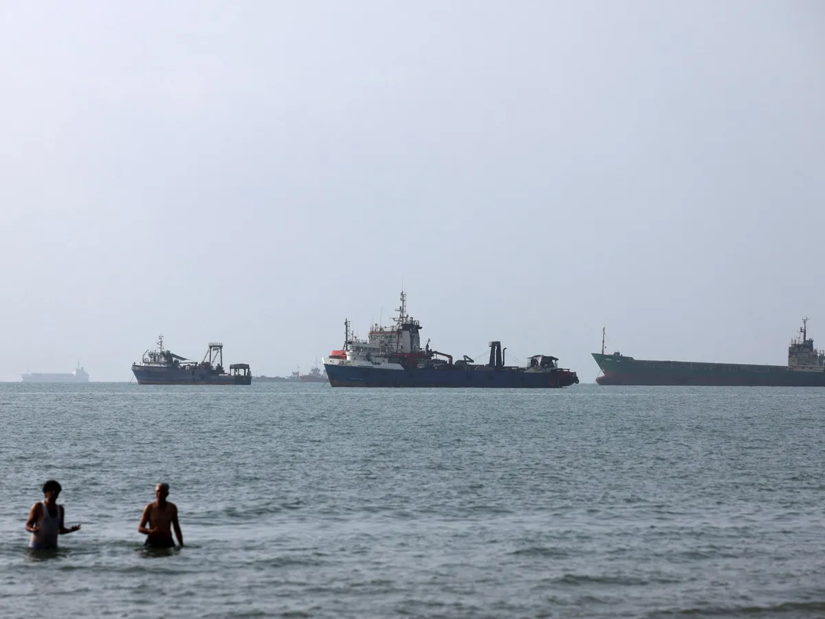 Iran war live: Oman says Hormuz talks with Iran, Gulf states postponed