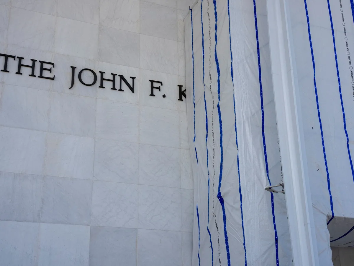 US Kennedy Center faces bankruptcy, Washington Post reports