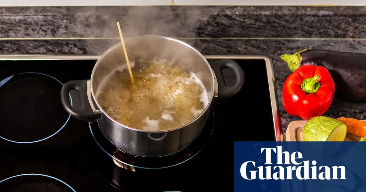 Australia’s dependence on gas generation during evening energy peak falls by almost 70%