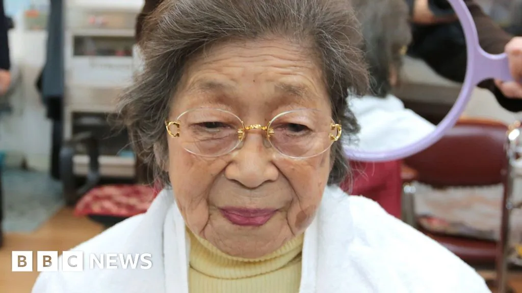 More than 100,000 people in Japan are now aged 100 or older