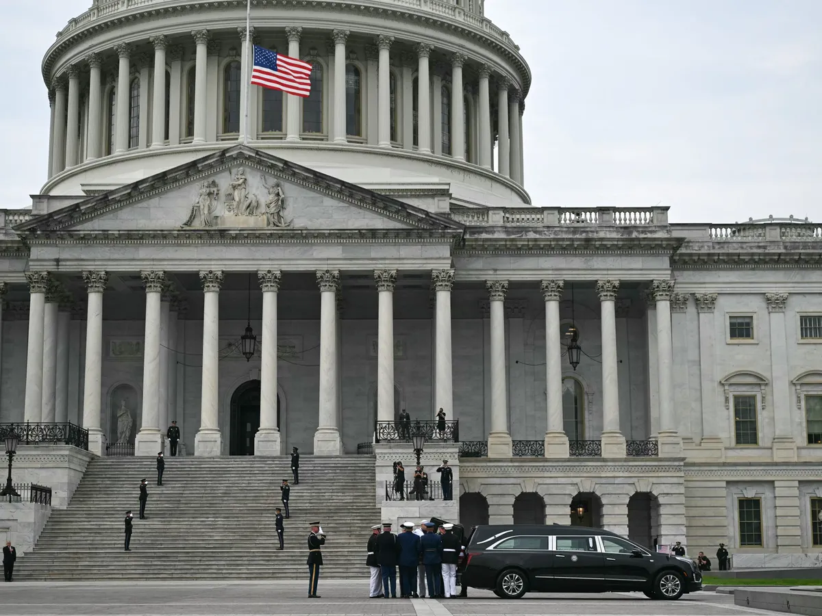 US House votes to end Iran war, 7 Republicans join in favour