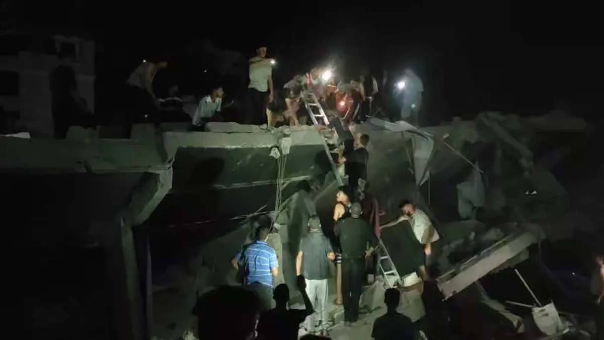 At least 10 dead, dozens missing in Gaza building collapse