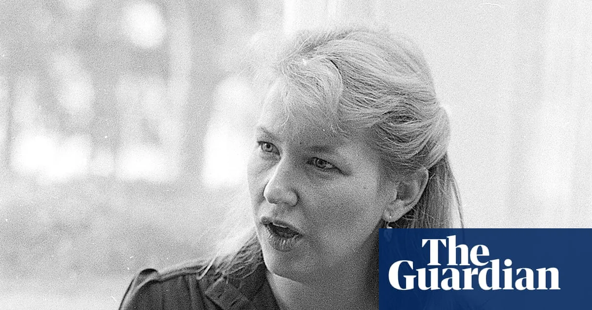 Annie Dillard, Pulitzer prize-winning author of nonfiction and nature essays, dies aged 81