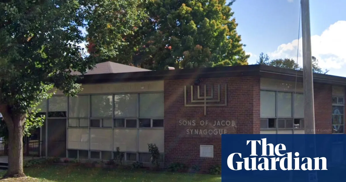 Man and police officer wounded in exchange of gunfire near Ontario synagogue