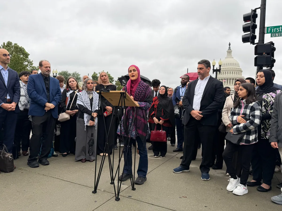 Palestinian Americans meet US lawmakers as Trump seeks $2.8bn for Israel