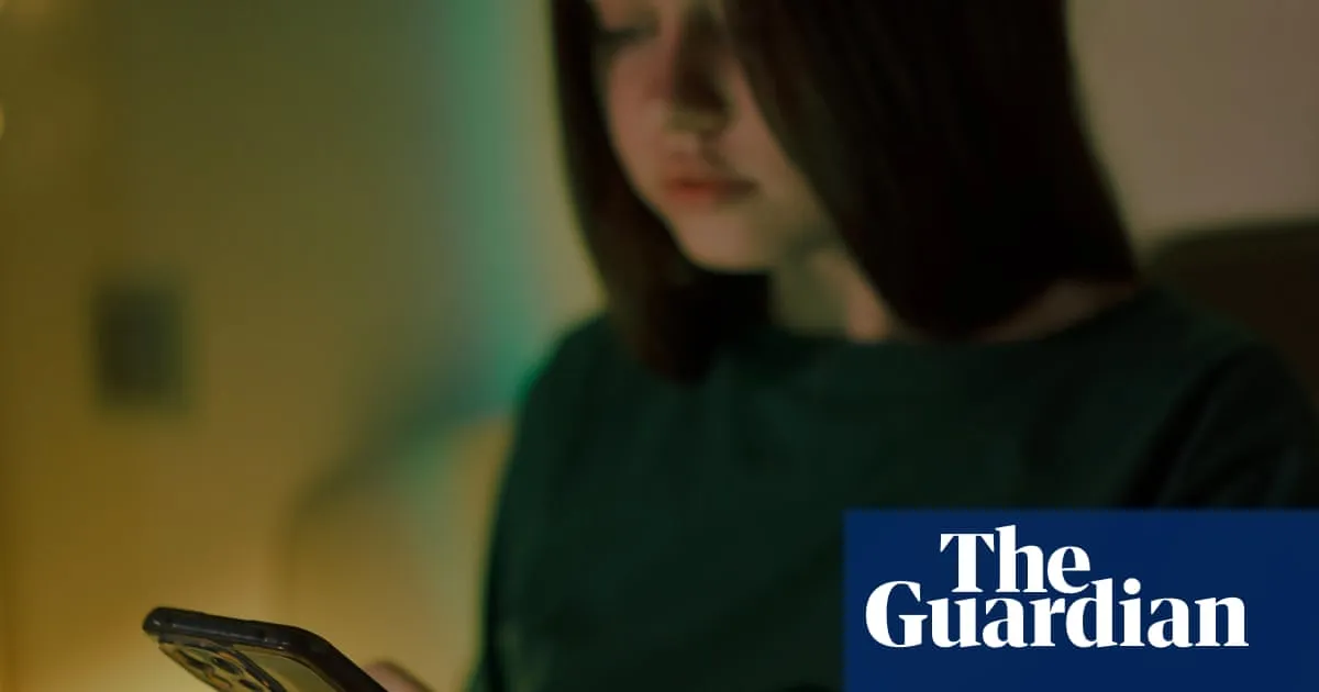 West Yorkshire criminals using social media to recruit students as ‘parcel mules’