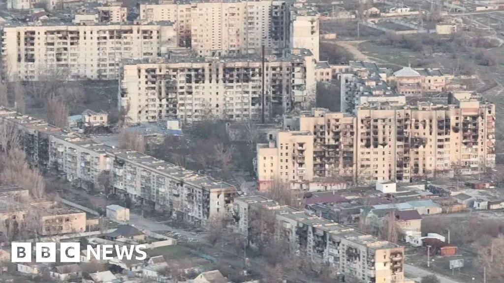 Residents eating garden weeds in Russian-occupied city cut off from food and water