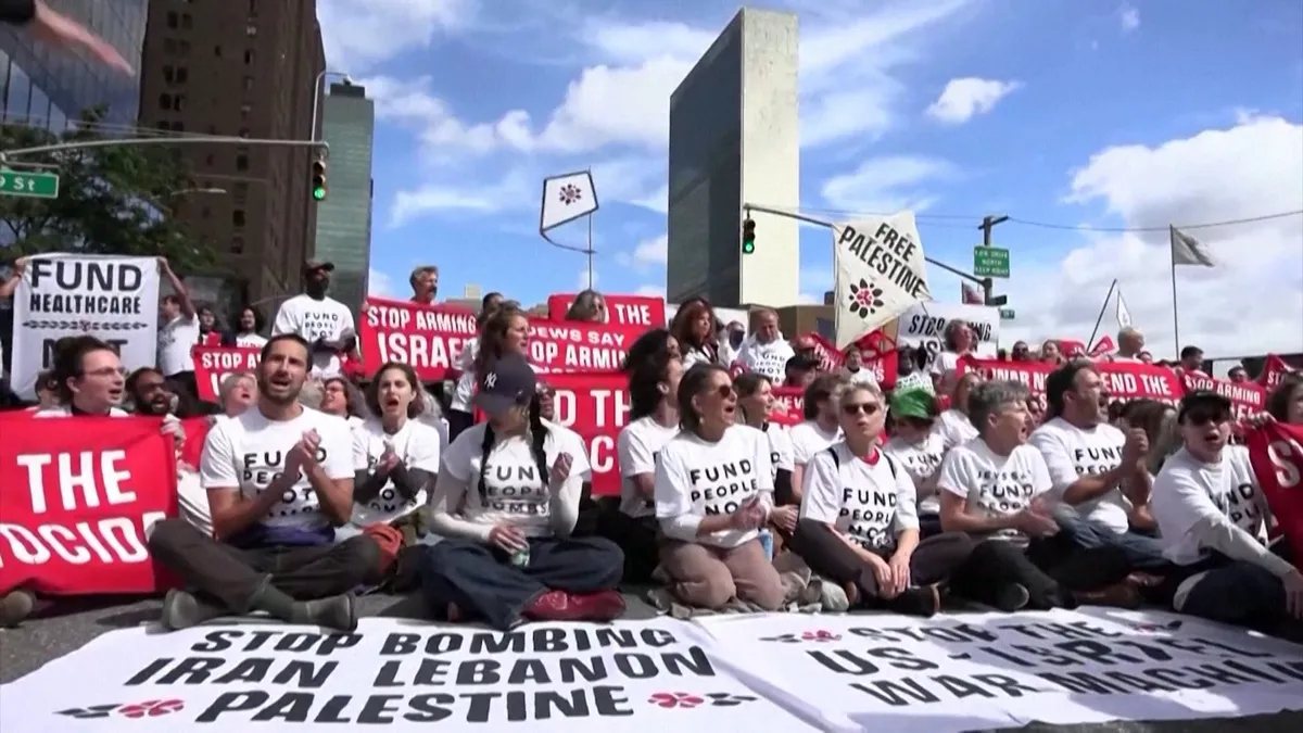 Susan Sarandon, Hannah Einbinder arrested at Netanyahu UN protest