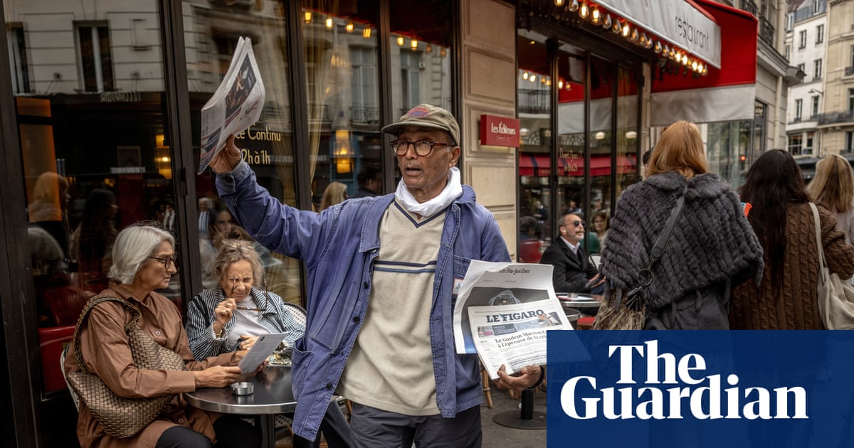 Le scoop! France’s last newspaper hawker celebrated with prestigious award