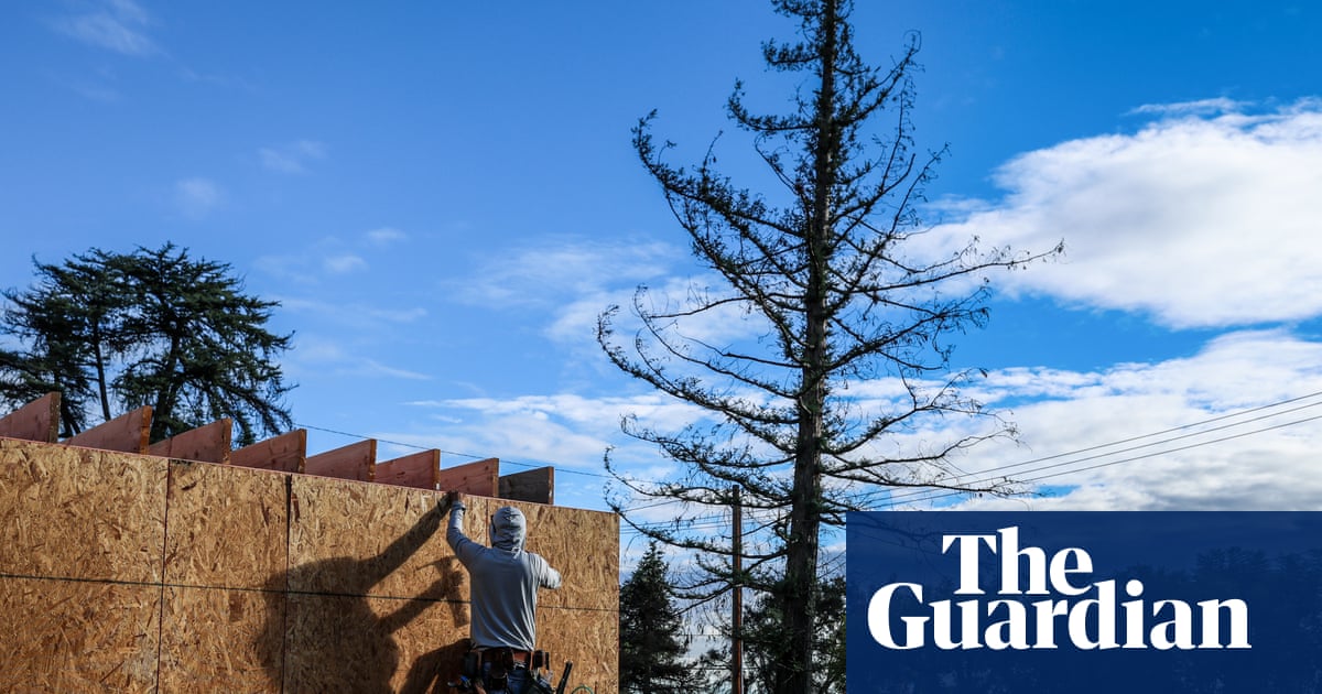 Trump signs order to speed up rebuilds of homes affected by 2025 LA wildfires