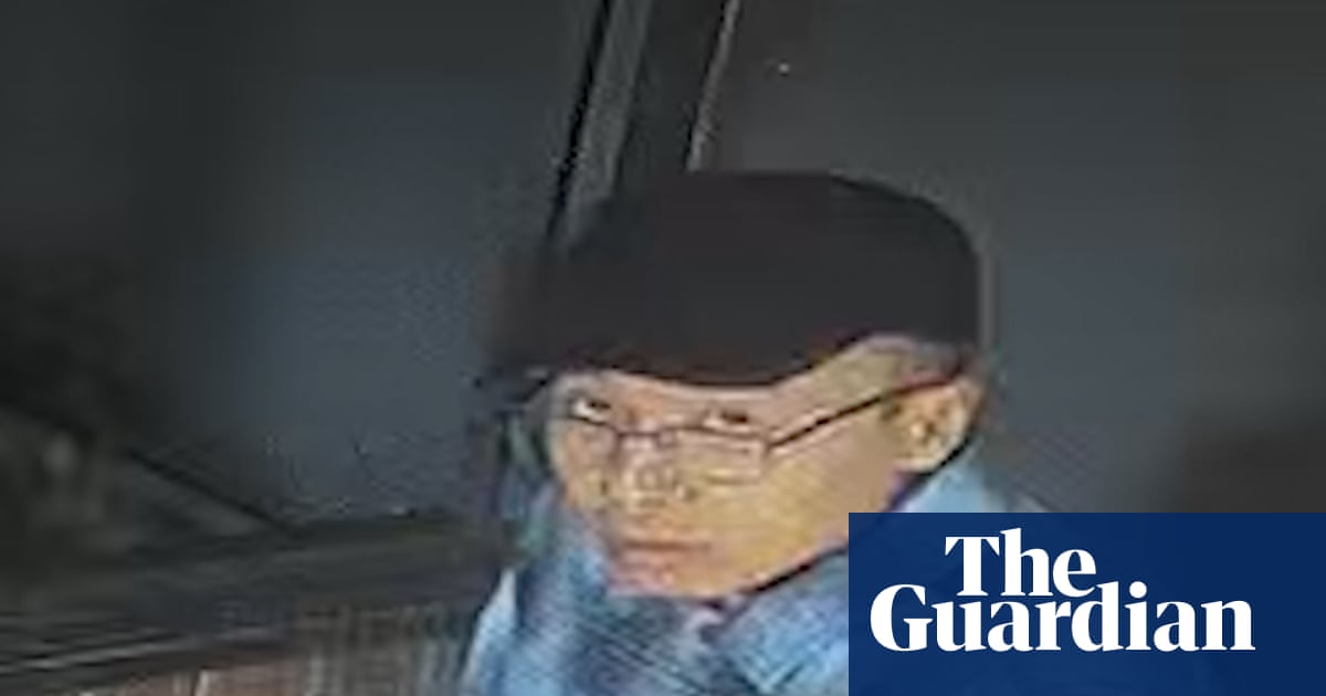 Chinese investigators to visit Brisbane to help in search for man who allegedly burned baby with coffee