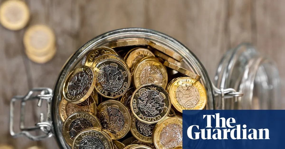 Should you lock into a fixed-rate savings account paying 5.25%?