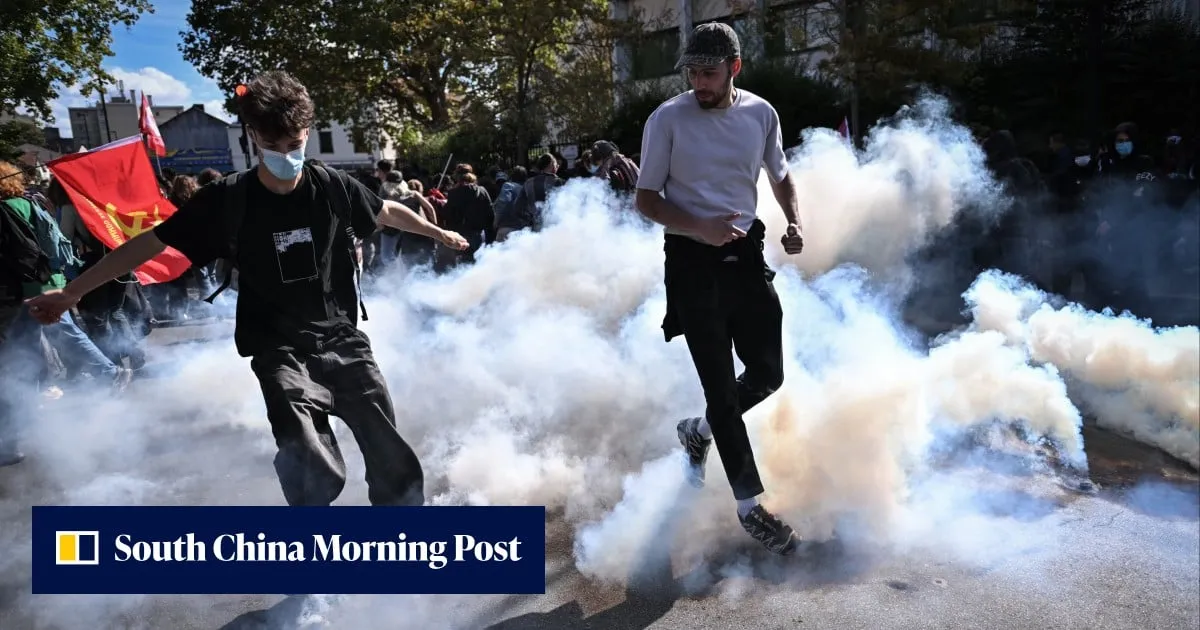 French school protests spread as fires, blockades deepen unrest