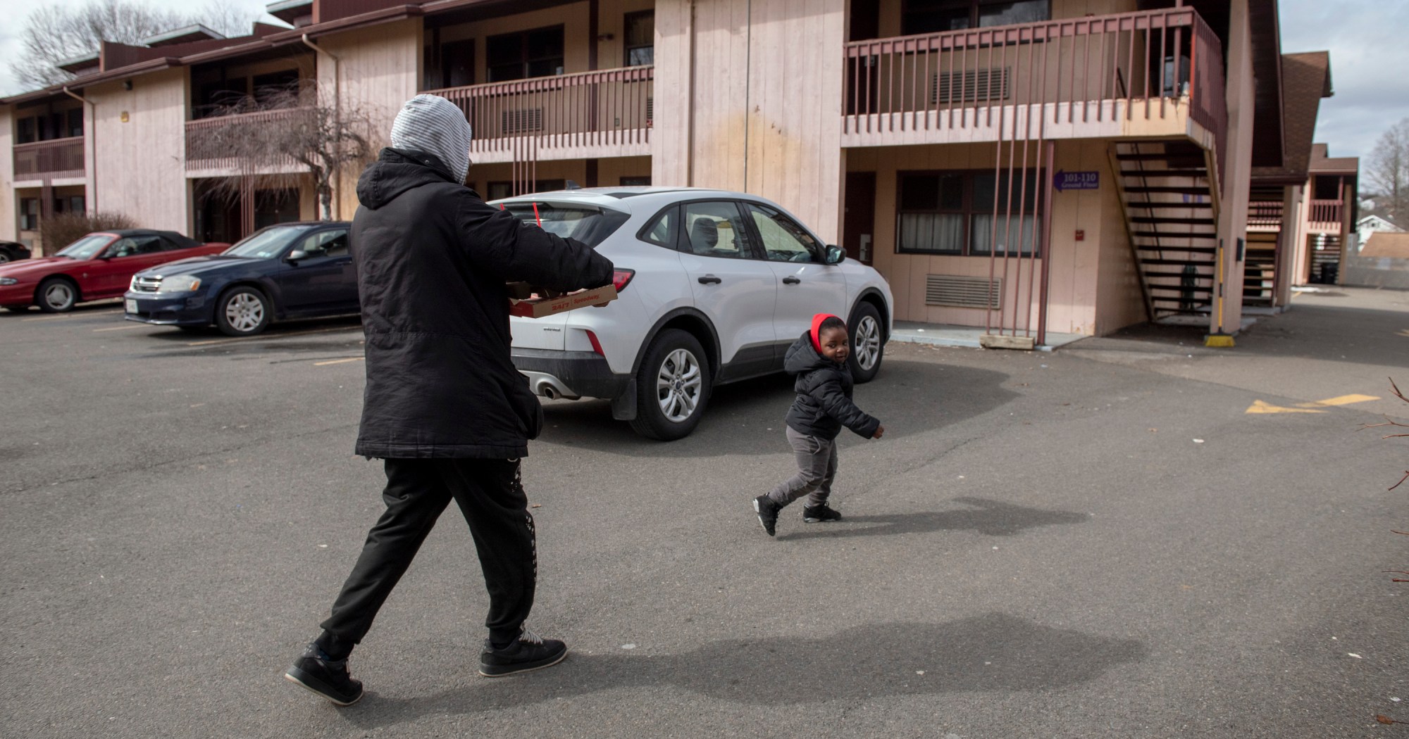 New York Homeless Families Placed in Hotels Weren’t Guaranteed Social Services. New Regulations Could Change That.