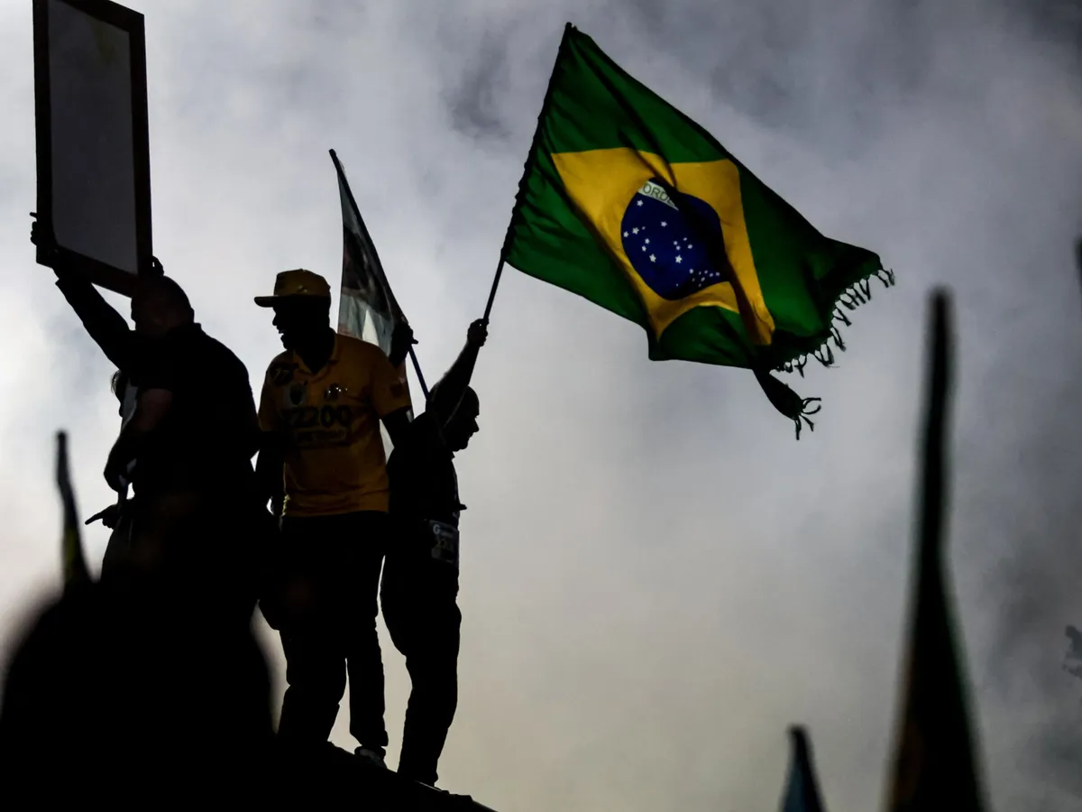 Brazil votes in deeply polarised election pitting Lula against Bolsonaro