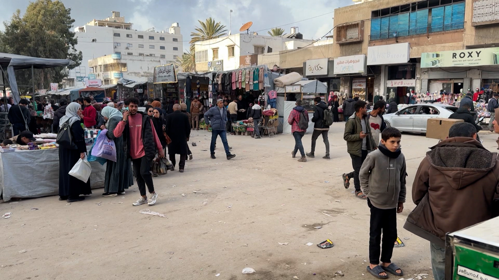 Video: Palestinians in Gaza wait for vital Rafah crossing to open