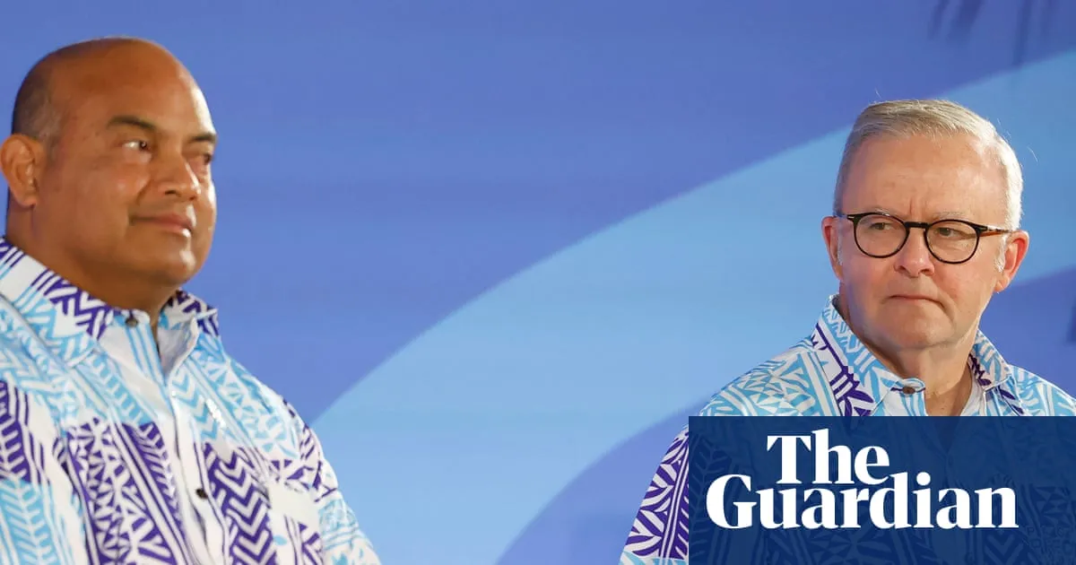 Mixed start for pre-Cop as just two non-Pacific leaders accept Australian invitation to climate summit