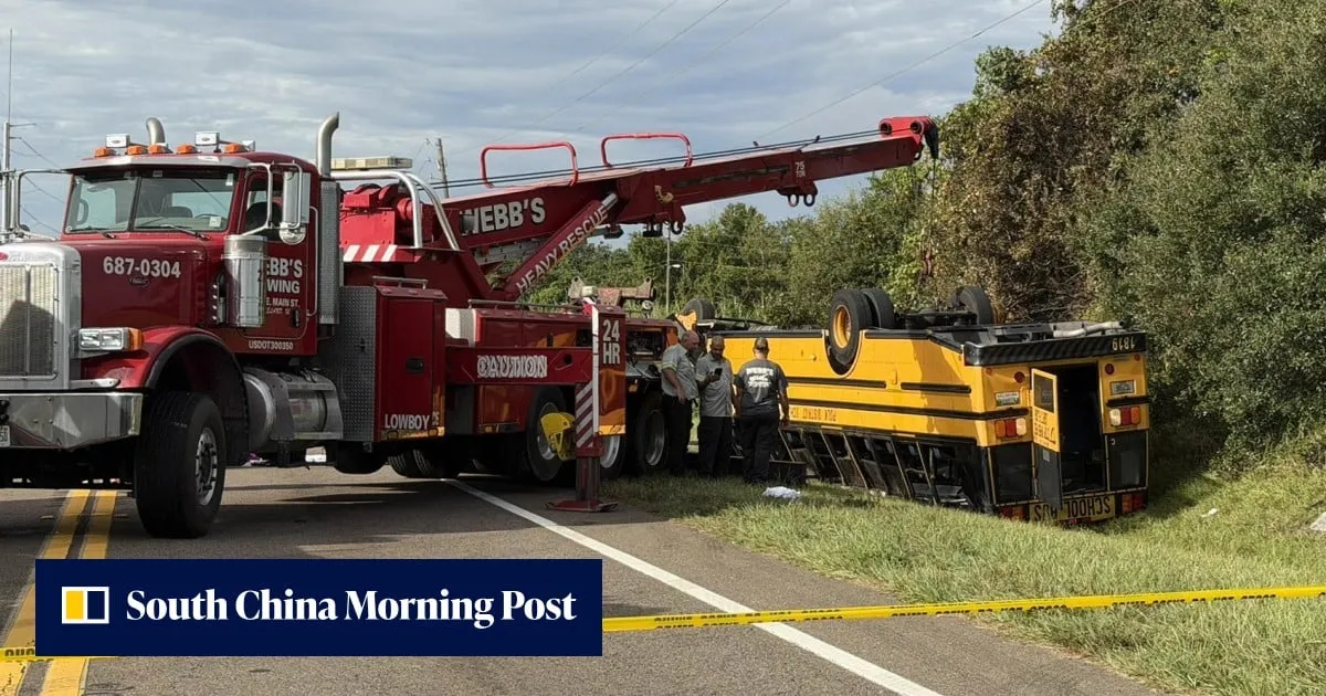 2 killed, including student, in ‘horrific’ school bus crash in Florida