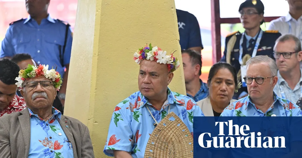 Agreement to transition away from fossil fuels ‘not open for renegotiation’, Pacific leader tells pre-Cop