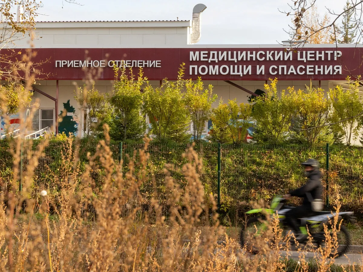 Russia plague quarantine following lab death: Should we be worried?
