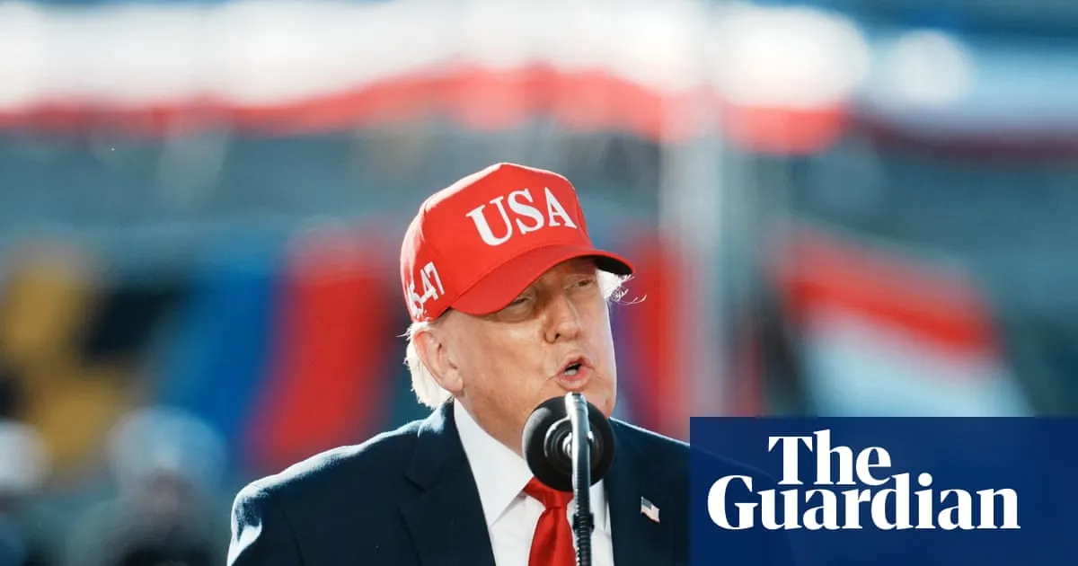 Trump announces $6.6bn defense shipyard owned by top Republican donor’s firm