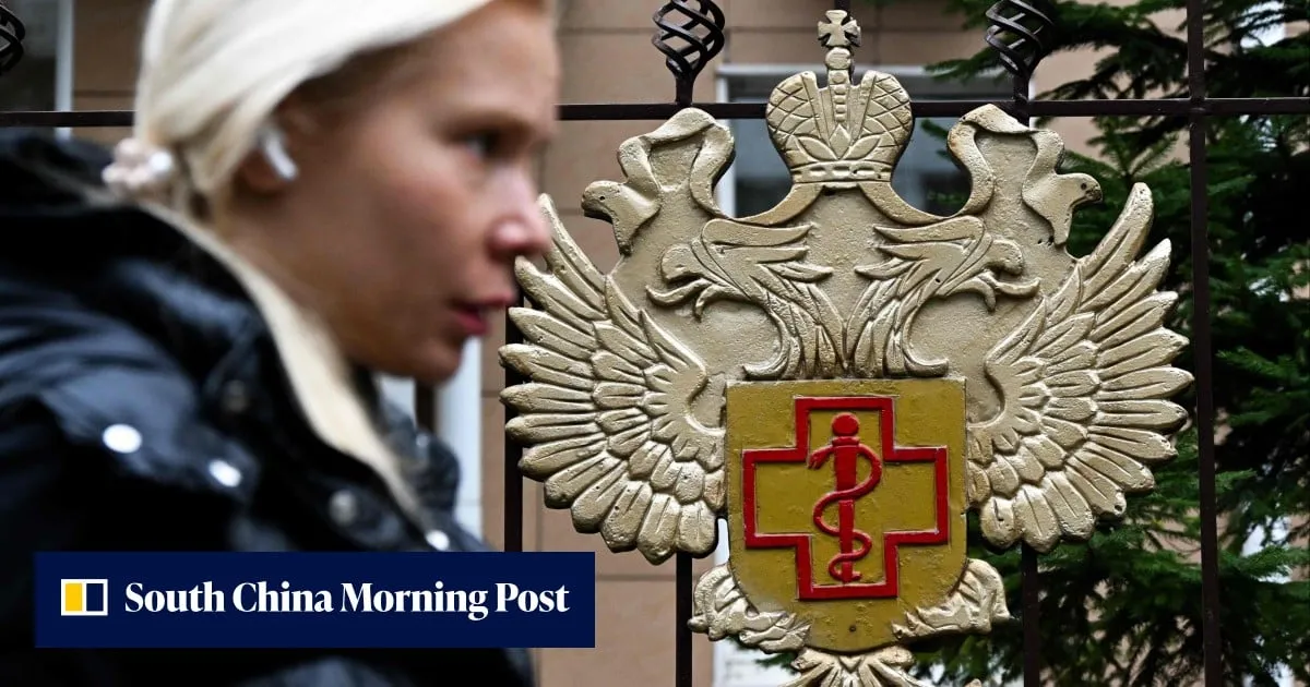 Trump says will speak to Putin on plague, after death of Russian lab tech