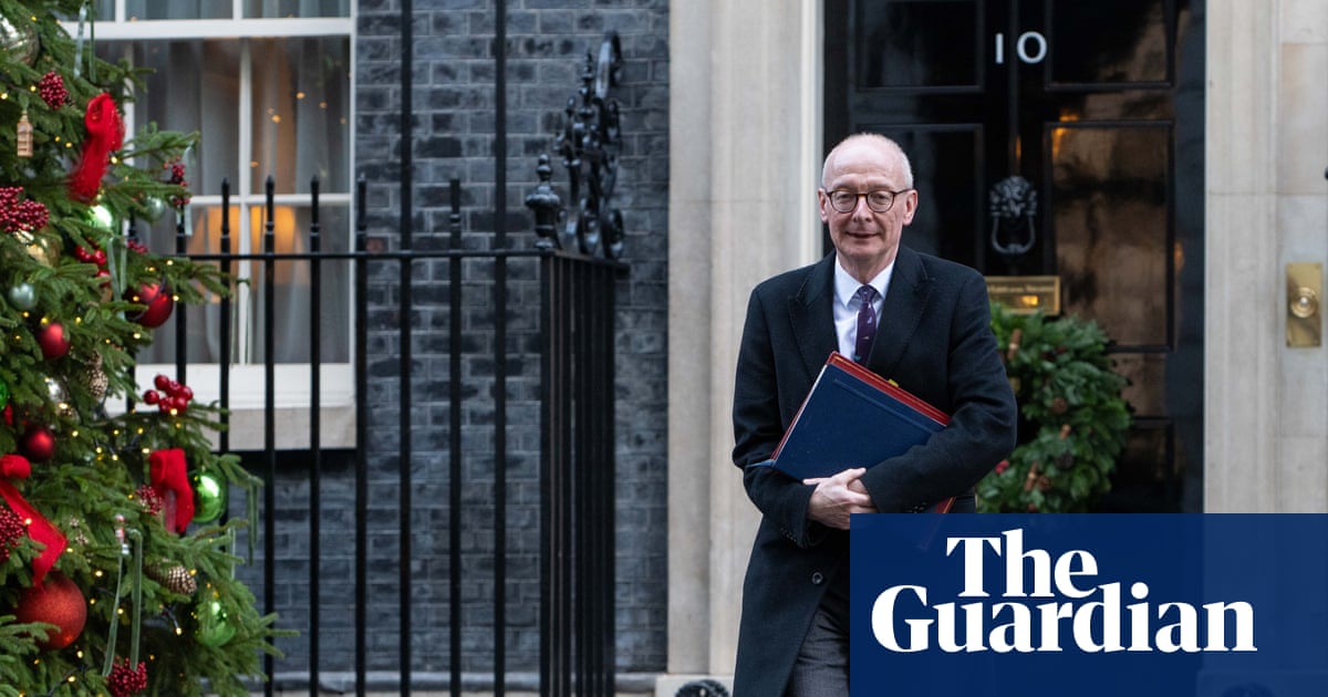 Labour launches child poverty strategy but hints costly welfare system has to change