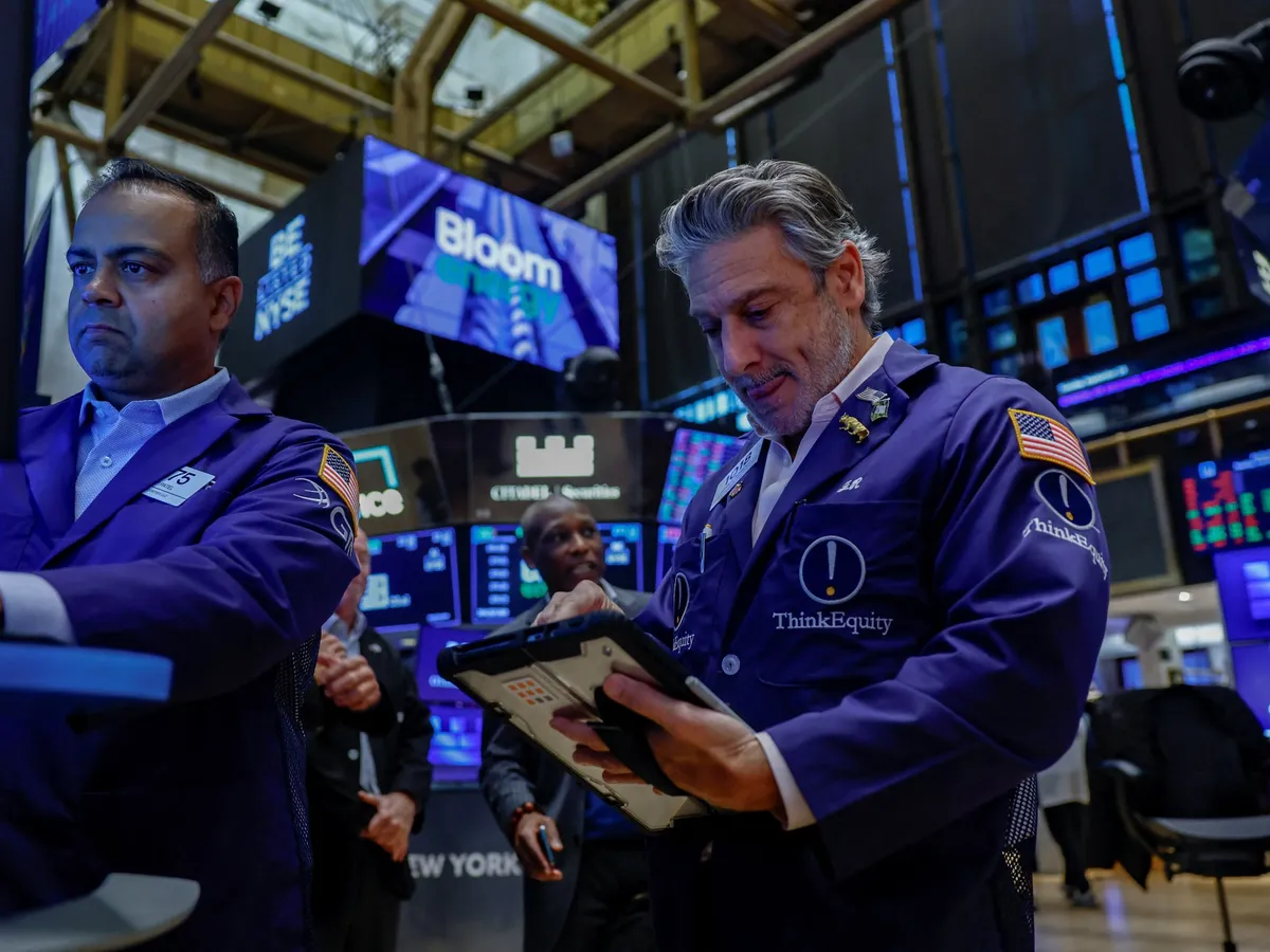 US stocks slide as oil prices fluctuate over renewed Iran war fears