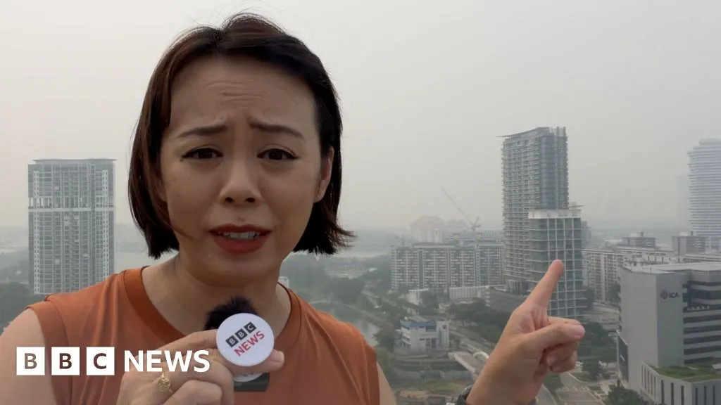How toxic haze is causing Singapore’s landmarks to disappear