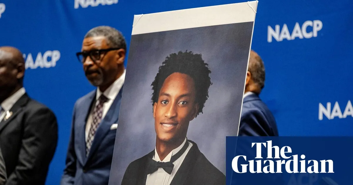 Trump says he is considering asking FBI to investigate the death of Nolan Wells