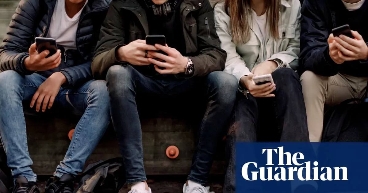 No ‘snowflakes’: mental health review says today’s youth have it harder and harms are real