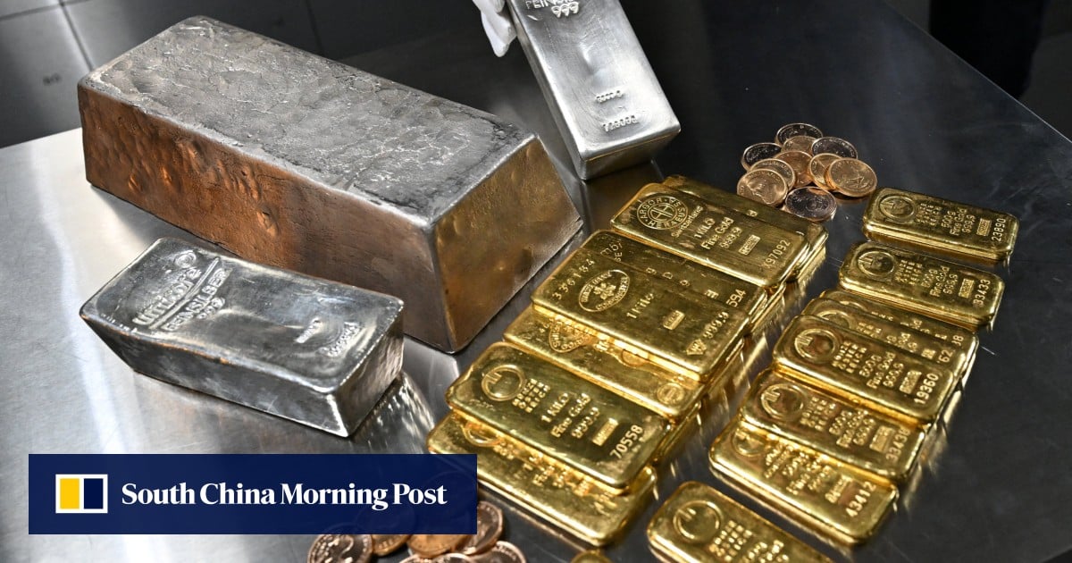 China halts trading in 5 silver and oil funds to limit risk amid volatility