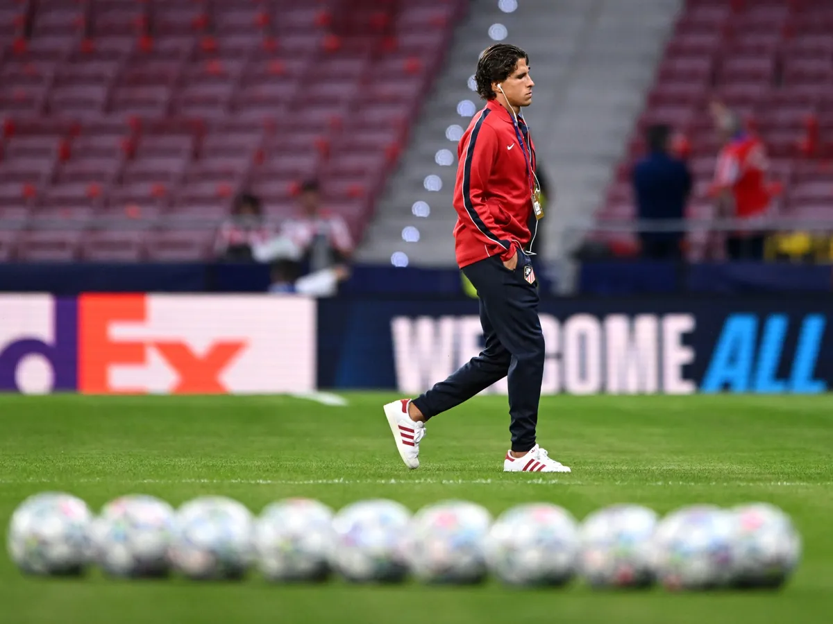 Atletico Madrid vs Manchester United LIVE: Champions League
