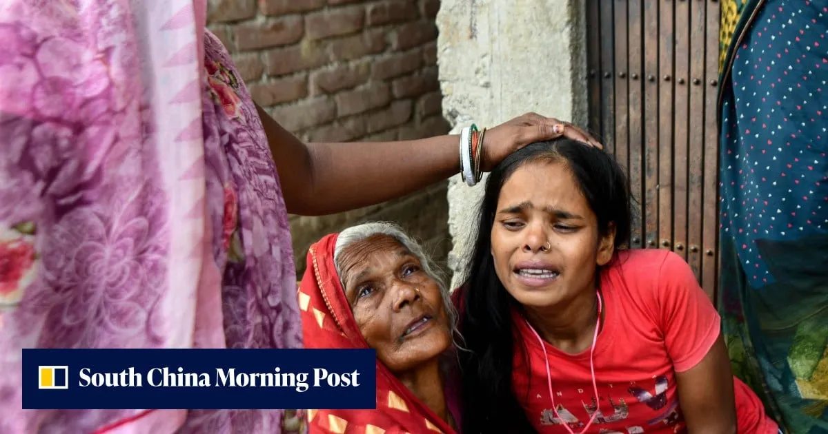 13 children die after overloaded boat capsizes in India