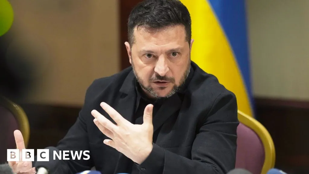 Ukraine to restart strikes on Russian oil refineries, Zelensky says