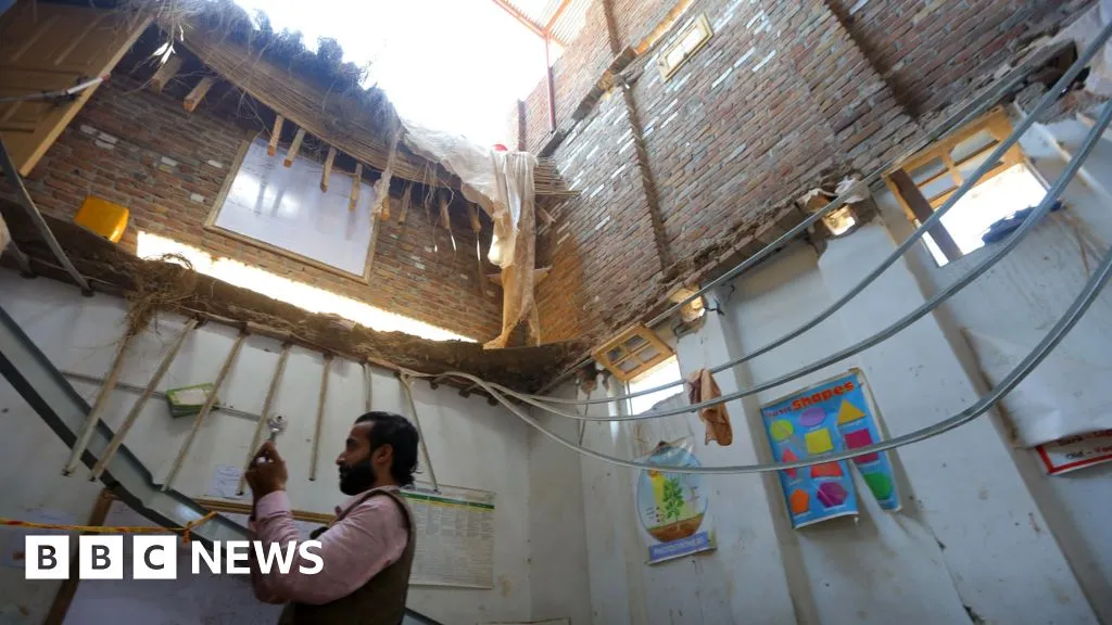Watch: Pupils heard 'cracking' sound heard moments before Pakistan school roof collapse