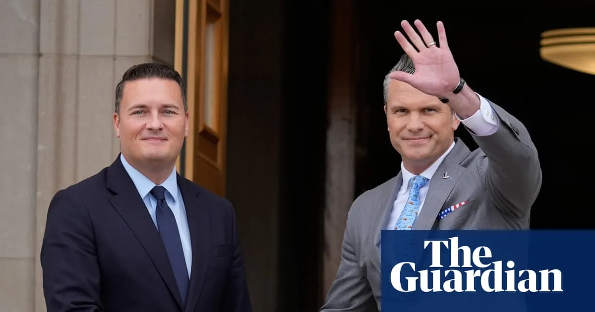 Wes Streeting urges US to back Ukraine on Washington visit after Starlink row