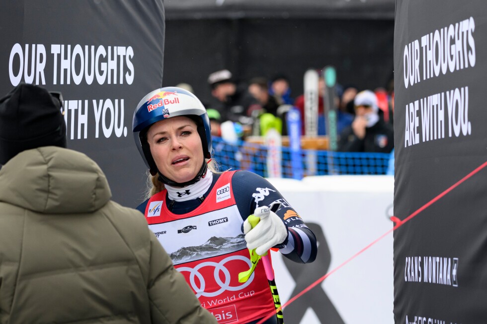 Lindsey Vonn airlifted from course after crashing in final downhill before Milan Cortina Olympics
