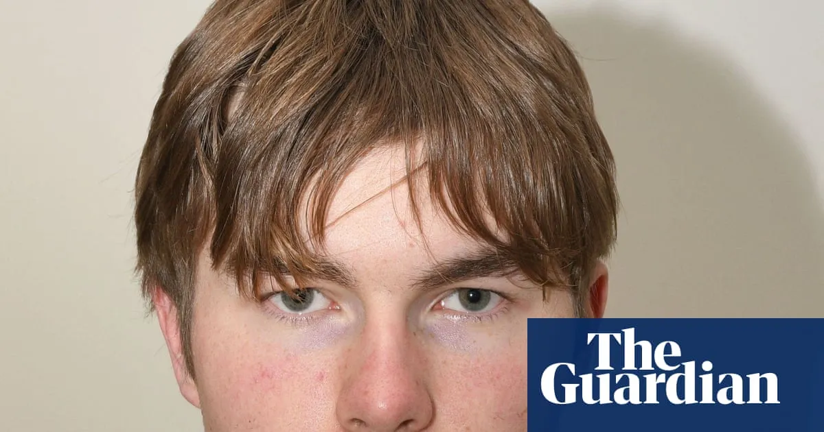 Norwegian teenage hitman hired for UK murder by Iran-backed crime gang jailed for 20 years