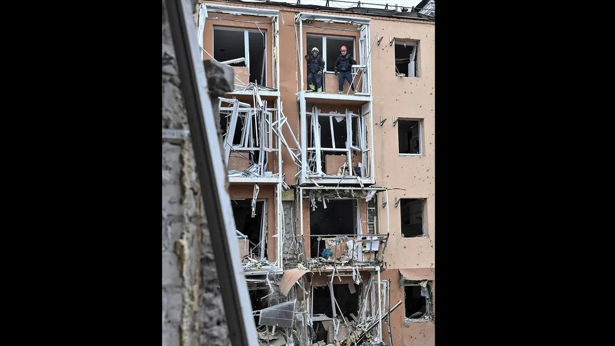 Russian strikes kill civilians, injure dozens across Ukraine
