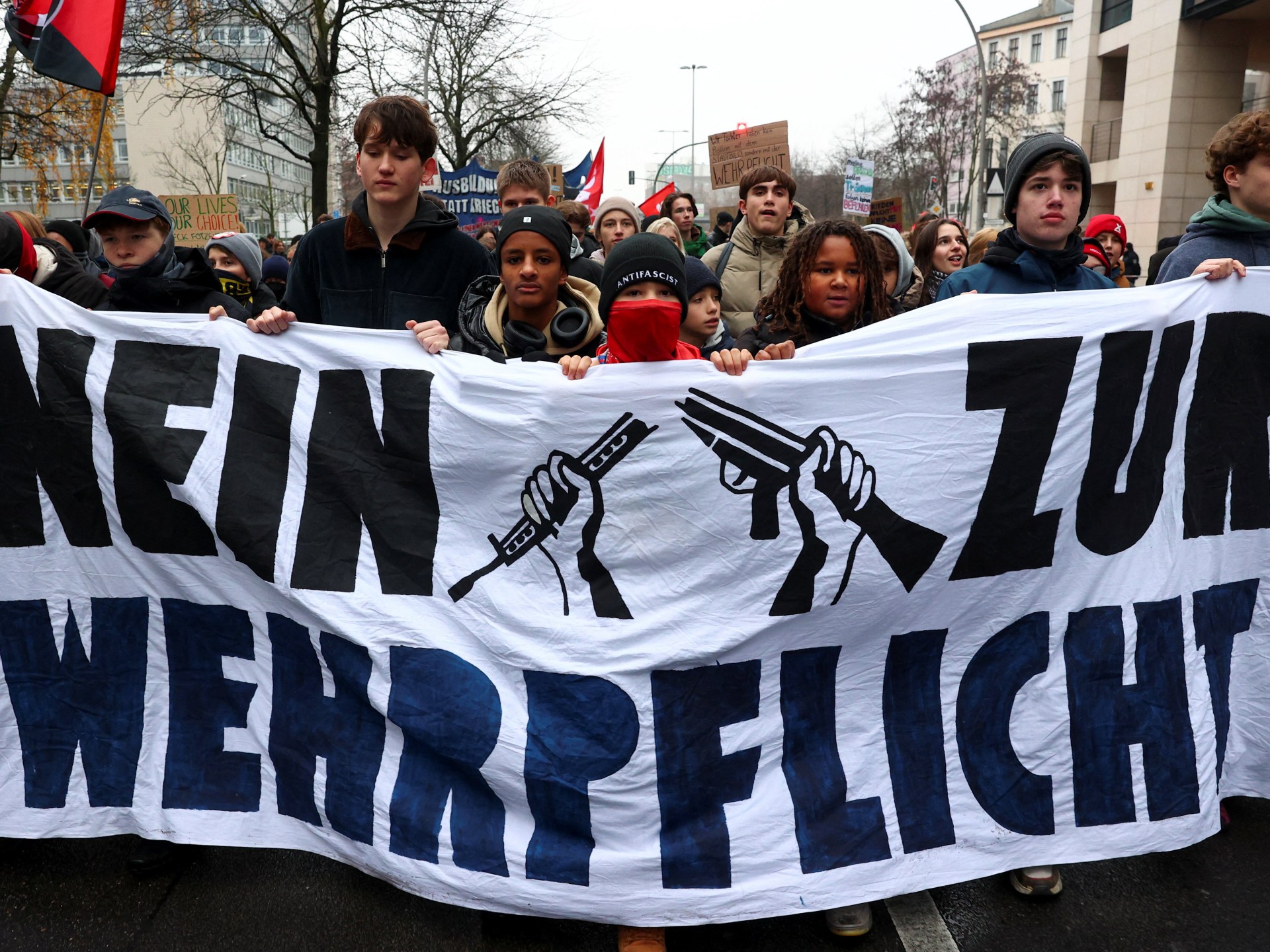 Thousands protest in Berlin against new German military conscription bill