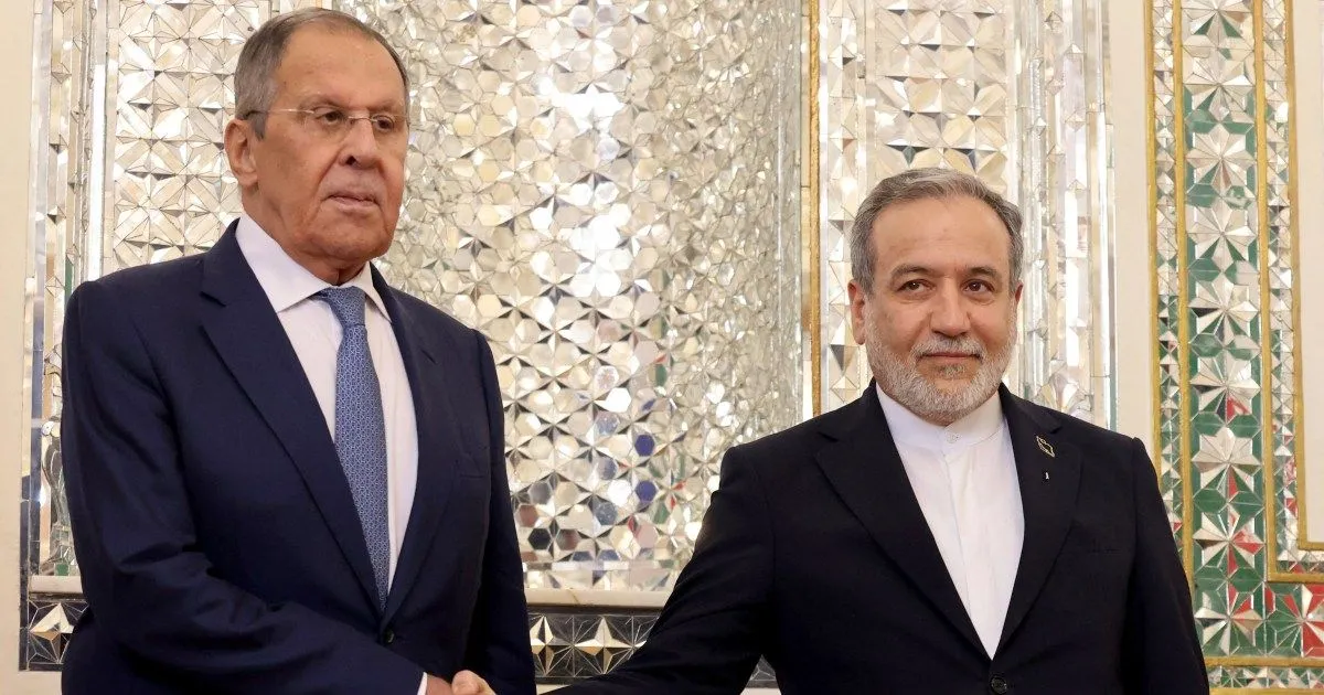 Lavrov backs Tehran, but does Russia also gain from the US-Iran crisis?
