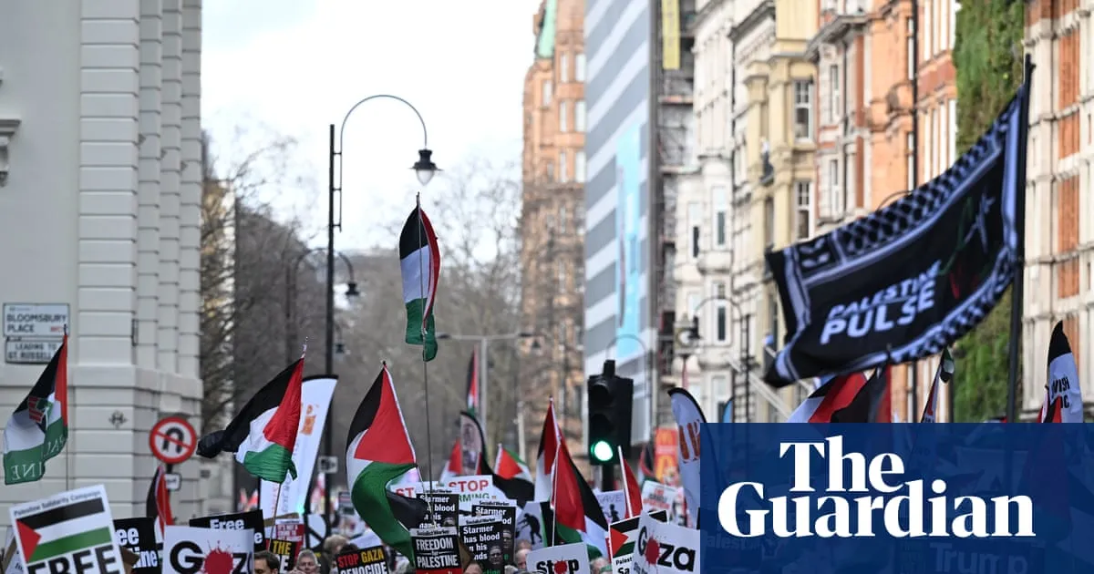 Campaigner Peter Tatchell arrested for carrying ‘globalise the intifada’ placard