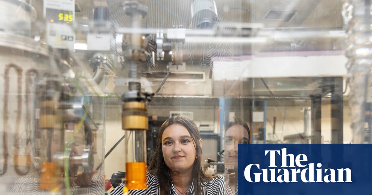 Catch a falling star: cosmic dust may reveal how life began, and a Sydney lab is making it from scratch