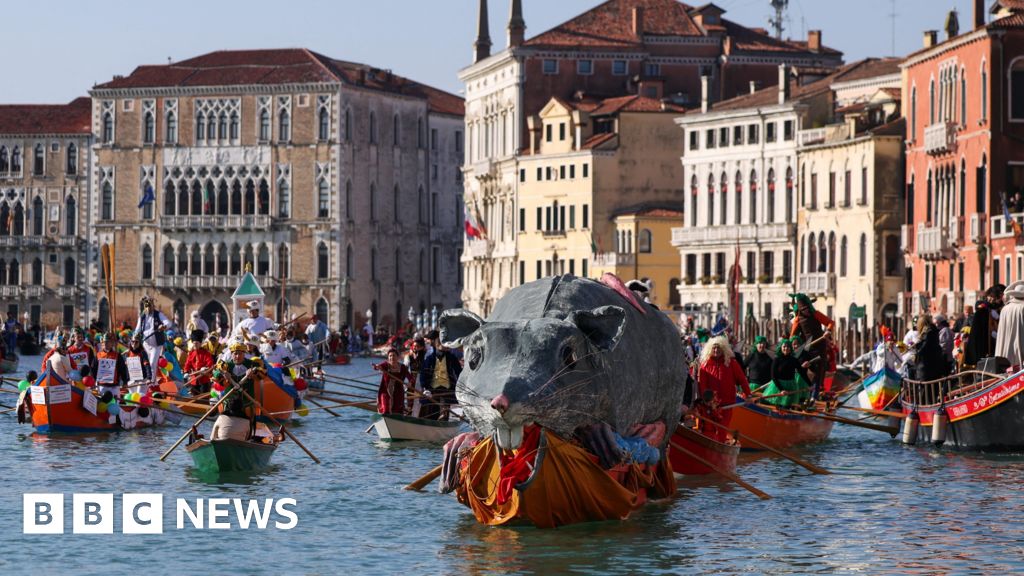 Watch: Giant rat leads floating parade to kick off 2026 Venice Carnival