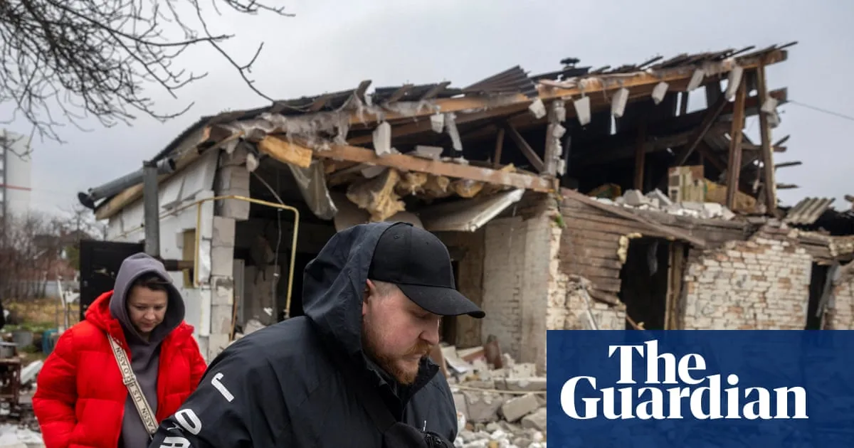 Russia launches attacks across Ukraine as Miami peace talks continue