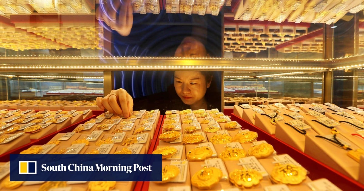 Chinese gold and silver investors face gut check amid volatility, fund suspensions